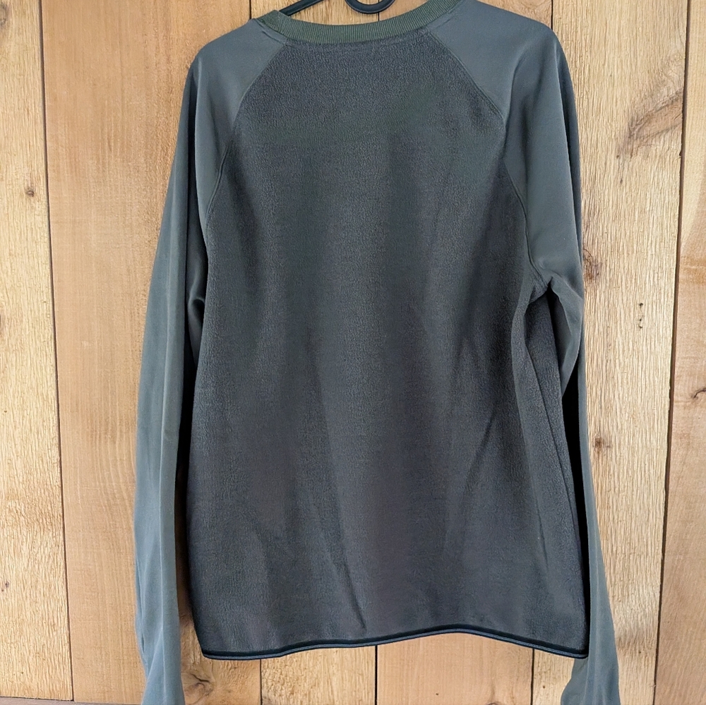 Roark White Cloud Crew Size Medium - Picture 6 of 9